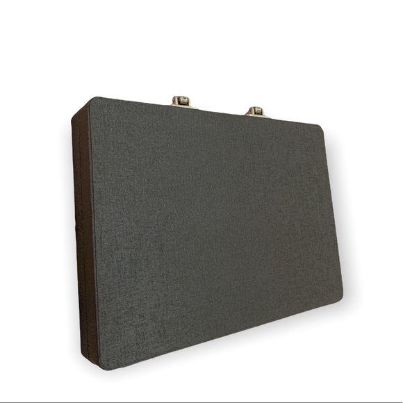 New Michaels watercolour/art set! - Picture 2 of 3